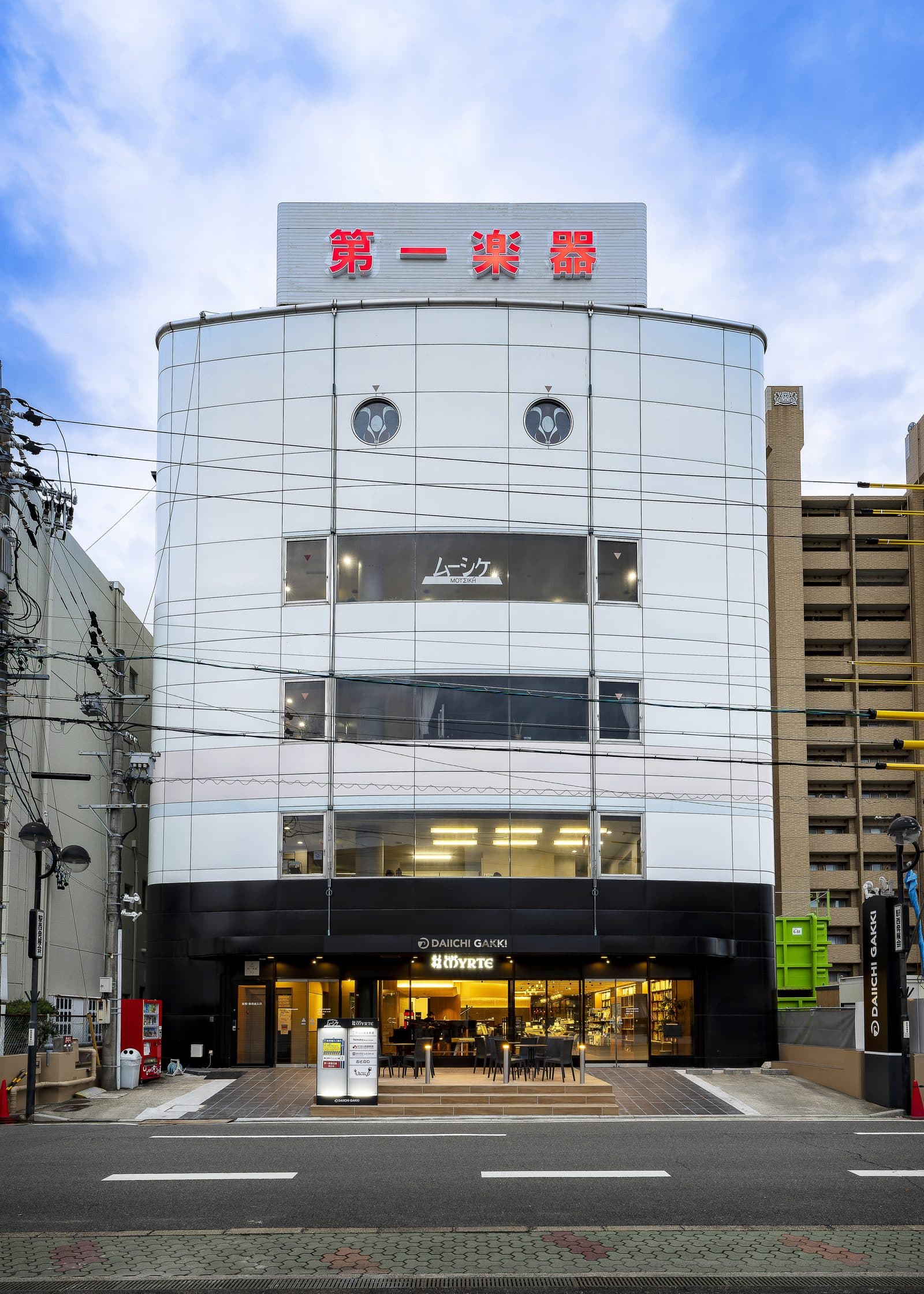 四日市店MYRTE