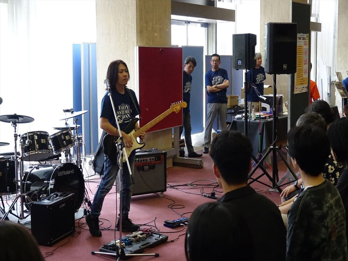 楽器を楽しむ日(過去開催)の会場の様子