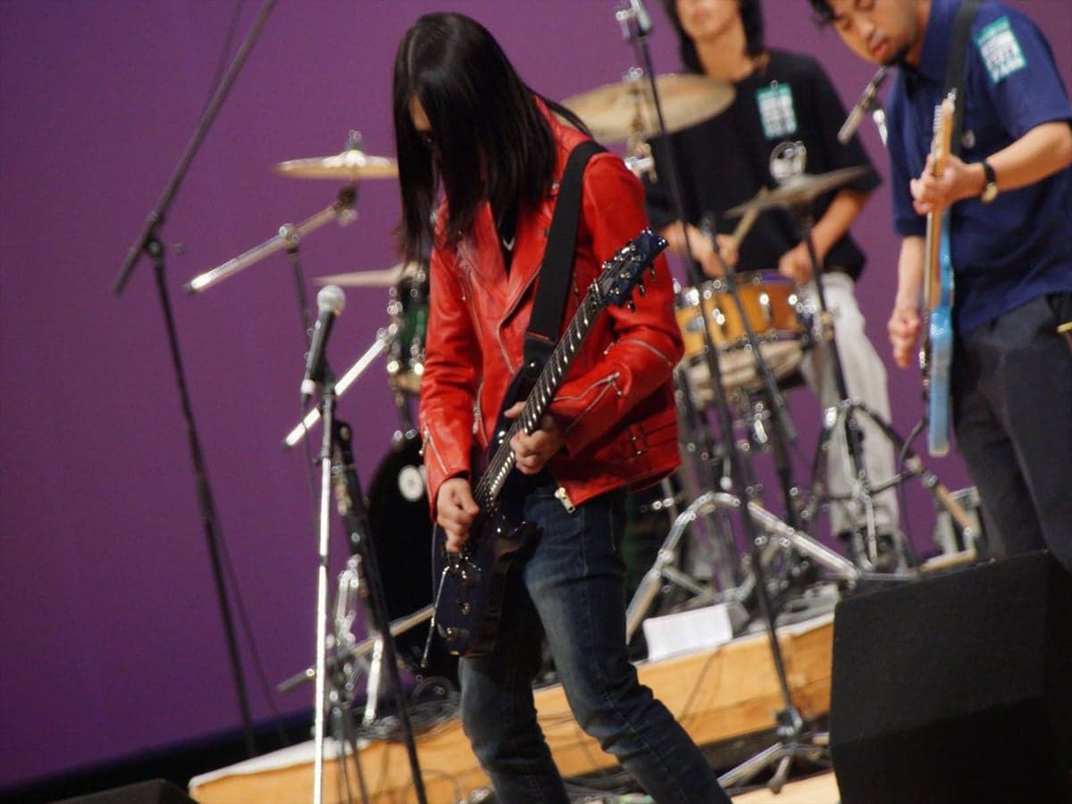 ステージ出演グループの演奏(「楽器を楽しむ日」過去開催の様子)