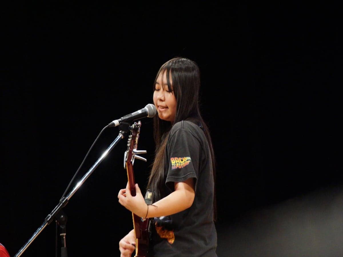 JABBERLOOP のステージライブ(「楽器を楽しむ日」過去開催の様子)