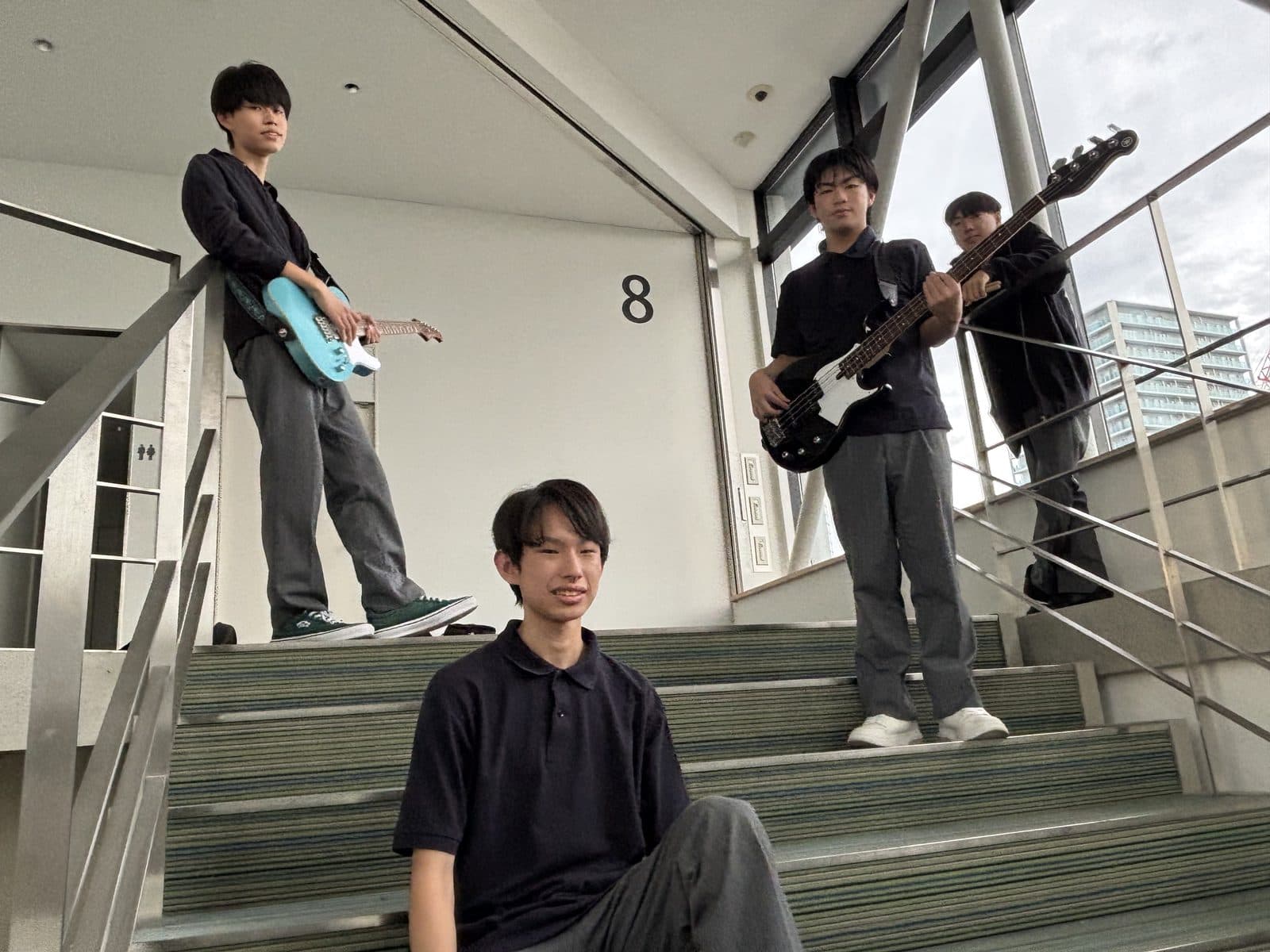 名古屋たちばな高等学校「TeenageDogs」のバンド写真