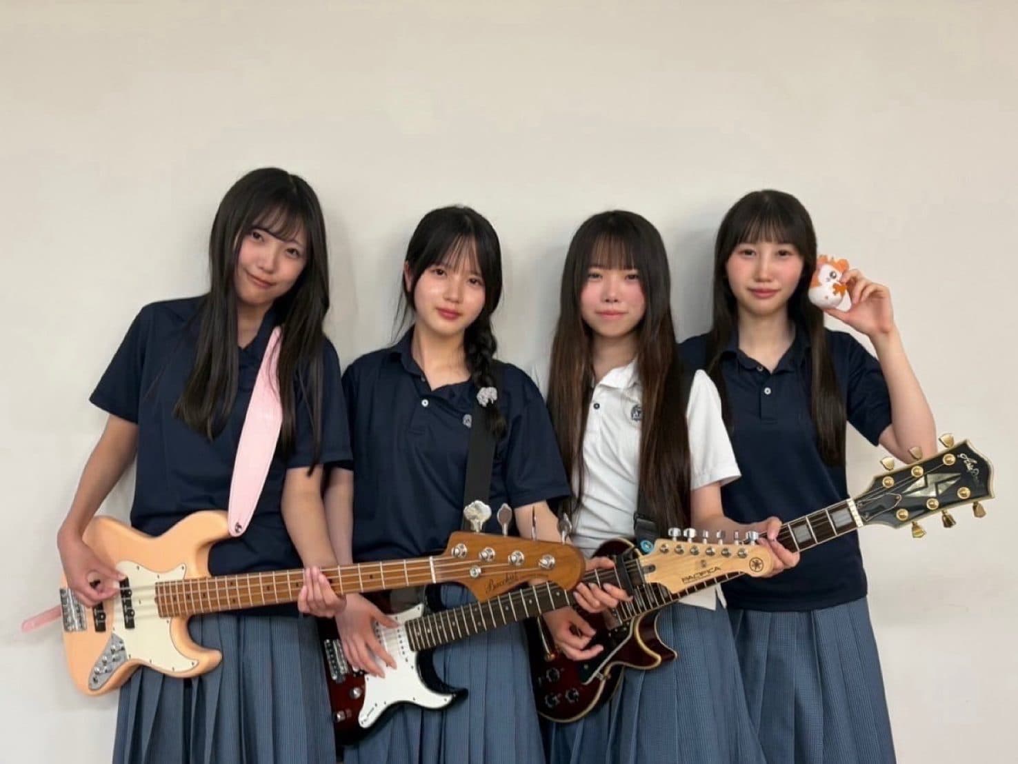 東邦高等学校「めたるふりる」のバンド写真